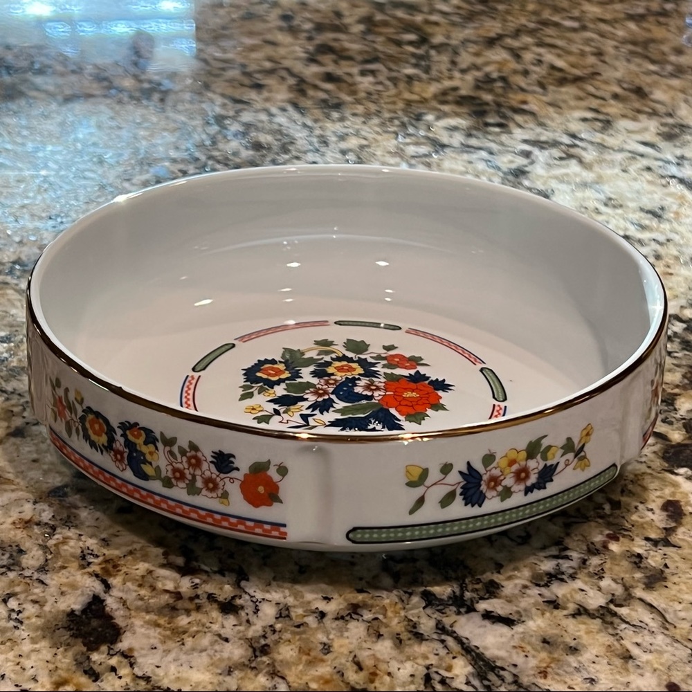 Vintage Taiwan Tatung White Multicolored Flowers Gold Trimmed Serving Bowl Dish
